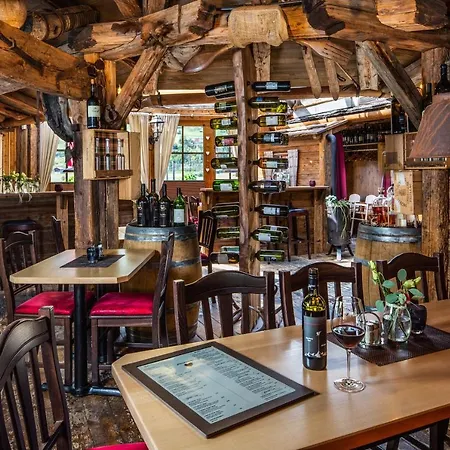 Hotel Alpenparks Montana 3*
