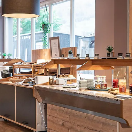 Alpenparks Montana Hotel