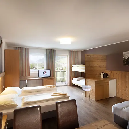 Alpenparks Montana Hotel 3*