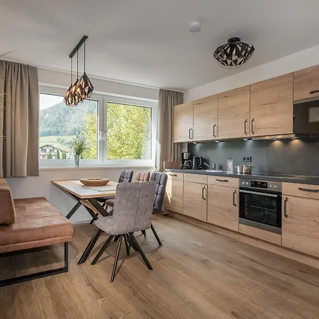 Hotel Alpenparks Montana 3*