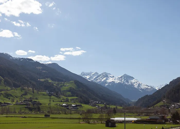 Hotel Alpenparks Montana 3*