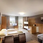 Alpenparks Montana Hotel 3*