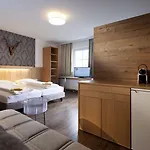 Alpenparks Montana Hotel