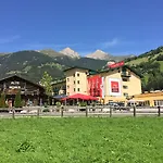 Alpenparks Montana Hotel