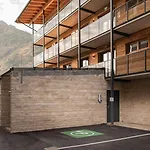Alpenparks Montana Hotel