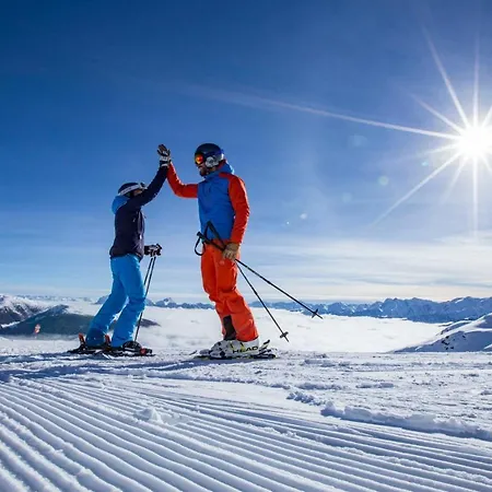 ホテル Alpenparks Montana